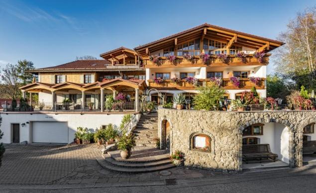 Landgasthaus & Kurfer Hof Отель 3*